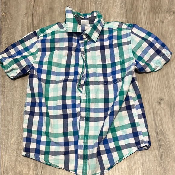 4/$20 Plaid Short Sleeve Shirt in Blue and Green - Picture 1 of 1